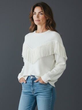 Chelsea & Theodore White Fringe Crew Sweater Ivory Size M #2086 NWT